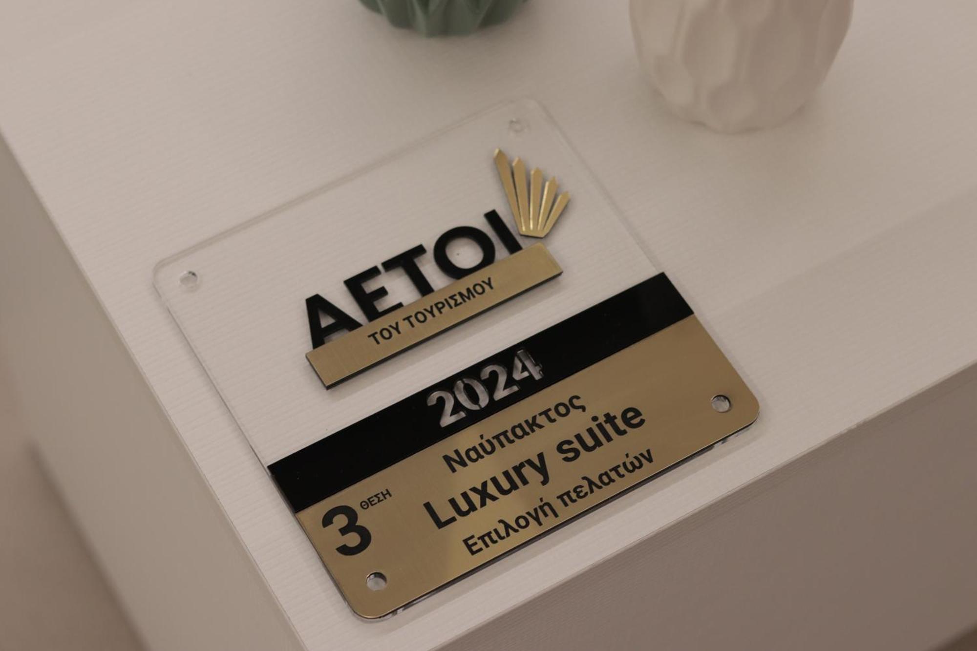 Nafpaktos-Luxury Suite Kültér fotó